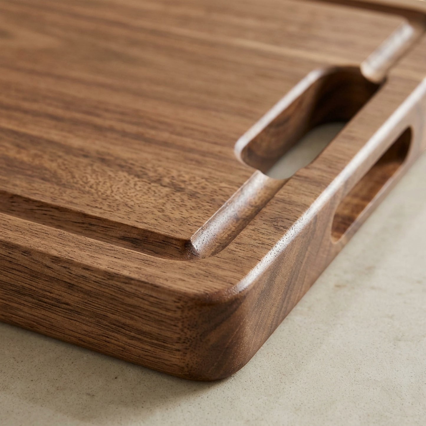 Dailyso Edgechannel Acacia Cutting Board 16 x 11 in Walnut Brown - Detail view